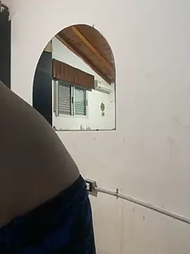 solelopezz online show from October 2025 09:47:02 PM
