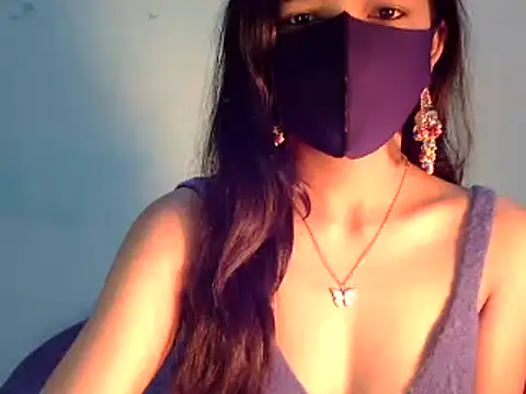 Snapshot of Cute_Alaina chatting on January 2025 10:59:01 PM Cute Alaina online show from January 2025 10:59:01 PM