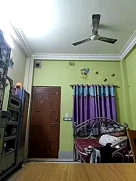 Royalgirl667 online show from December 2024 06:04:02 PM