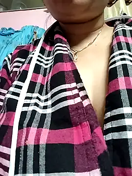 Royalgirl667 online show from December 2024 01:59:02 AM