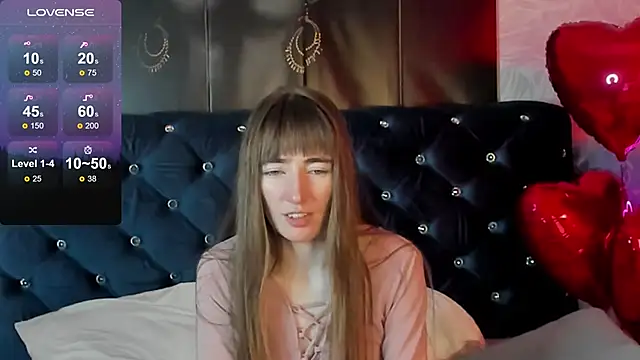 MillicentFarrell online show from February 2025 06:04:01 AM