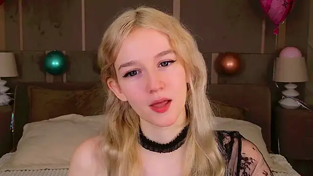 NaomiLoys online show from February 2025 04:23:02 PM