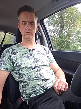 Hectorthyssen1 online show from September 2025 02:21:01 PM