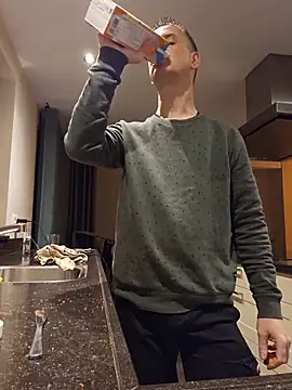 Hectorthyssen1 online show from February 2026 05:34:02 AM