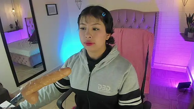 Namiko Park online show from January 2025 12:56:01 PM