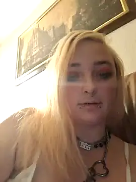 IzanamiNova online show from December 2024 03:15:02 AM