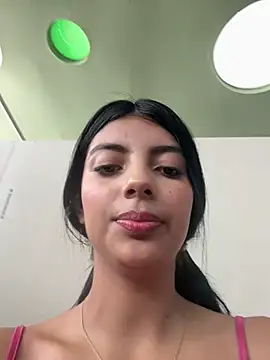 Baby Niels online show from March 2025 07:54:01 PM