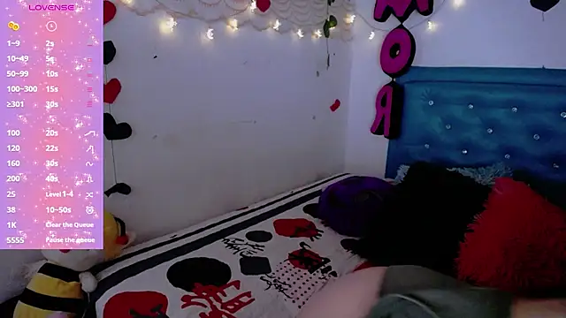 zarquita99 online show from February 2025 12:36:01 PM