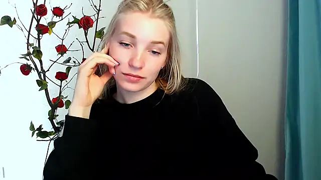 Queen ofLove online show from April 2026 01:16:02 PM