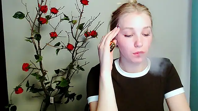 Queen ofLove online show from April 2026 05:30:01 PM