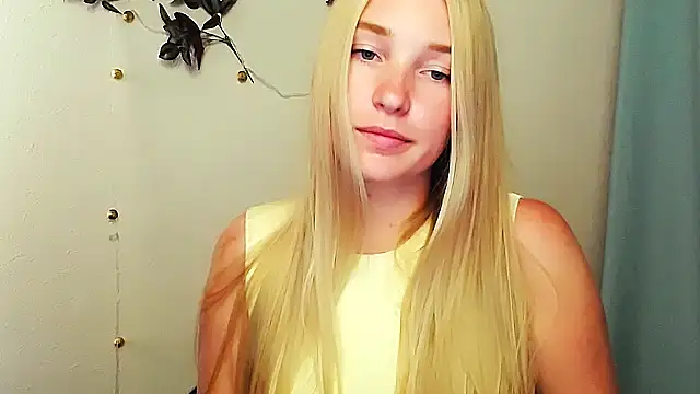 Queen ofLove online show from June 2026 04:16:02 PM
