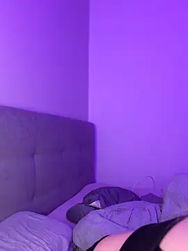 lunawolf21 online show from January 2026 07:46:01 AM