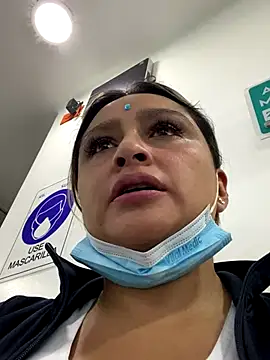 Keittly  online show from November 2025 01:57:01 PM