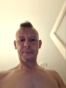 Vasember11xh online show from June 2026 06:30:01 PM