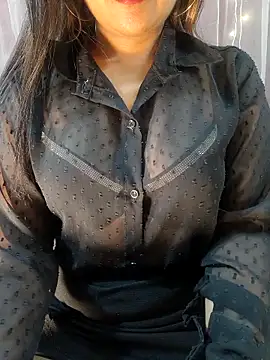 deslisexpriya online show from February 2026 02:53:01 AM