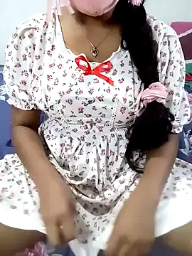Snapshot of Thinaya chatting on January 2025 05:44:01 PM Thinaya online show from January 2025 05:44:01 PM