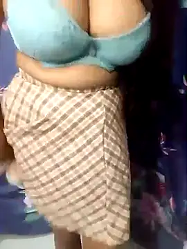 Snapshot of Thinaya chatting on February 2025 07:37:01 AM Thinaya online show from February 2025 07:37:01 AM