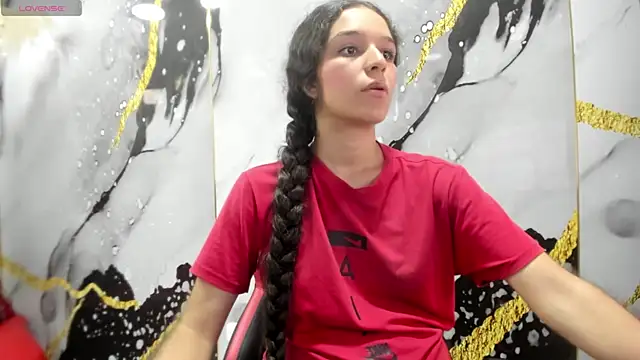 ariana  sweet  online show from February 2026 06:44:02 PM