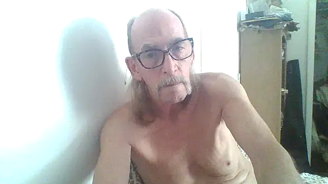 Snapshot of friendlychat1 chatting on September 2025 06:13:02 PM friendlychat1 online show from September 2025 06:13:02 PM