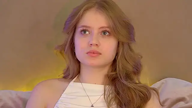 SelinSwarovski online show from September 2025 04:08:02 PM