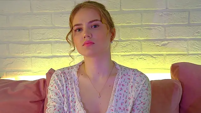 SelinSwarovski online show from February 2026 03:53:01 PM