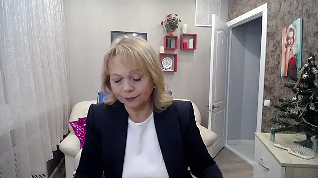 Snapshot of Milla_Cutie18 chatting on December 2024 06:55:02 AM Milla Cutie18 online show from December 2024 06:55:02 AM