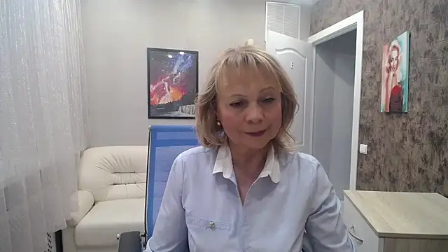 Snapshot of Milla_Cutie18 chatting on January 2025 08:51:02 AM Milla Cutie18 online show from January 2025 08:51:02 AM