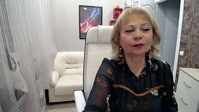 Milla Cutie18 online show from December 2025 05:59:02 AM