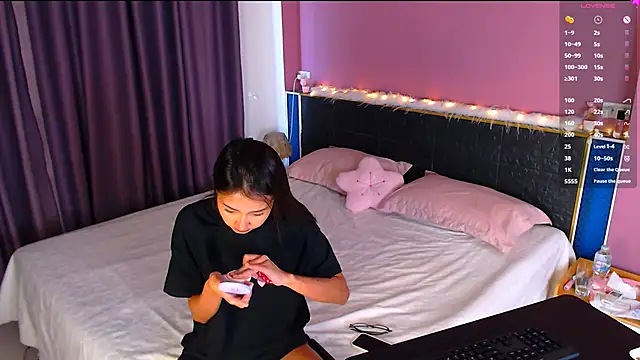 Melissa Mone online show from February 2025 01:12:02 AM