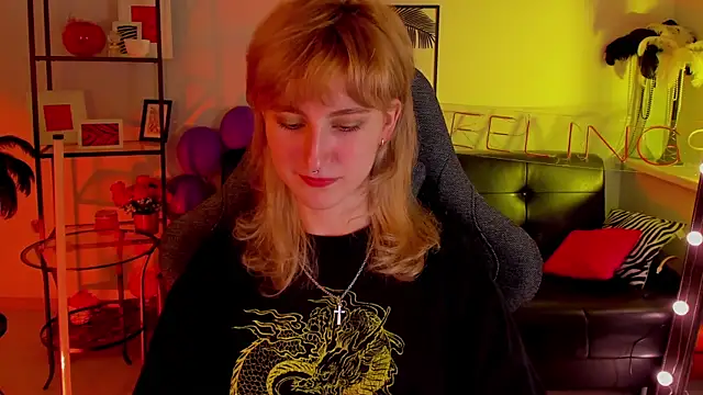 LuxRayi online show from January 2025 06:10:01 PM