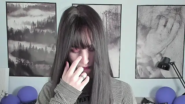 LuxRayi online show from February 2025 05:51:01 PM