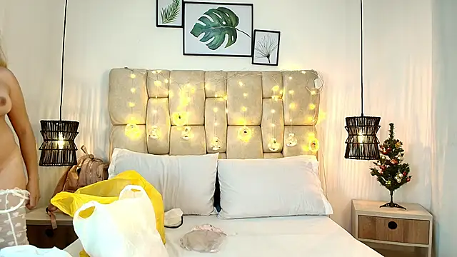 AdharaSmithh online show from December 2025 05:31:01 PM