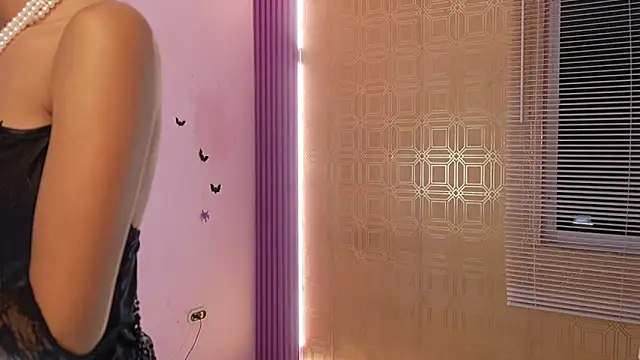 Bella19  online show from October 2025 09:38:02 PM