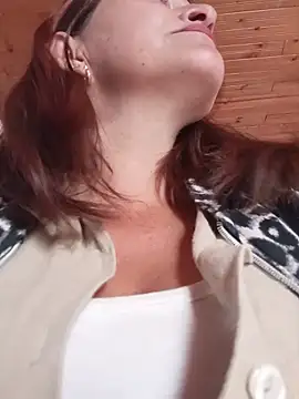 celeste-30  online show from October 2025 02:45:02 PM