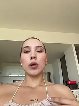 SophieRaily  online show from October 2025 07:04:02 PM