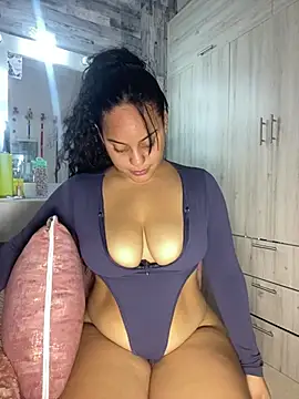 Violetrousse online show from March 2026 06:56:01 PM