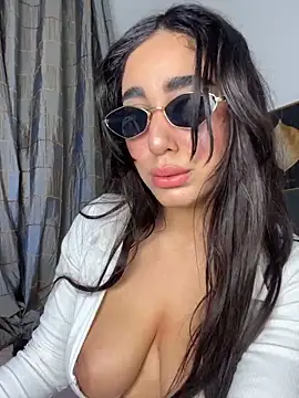 Meryem Queen online show from March 2026 12:17:01 AM