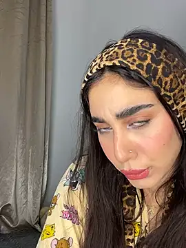 Meryem Queen online show from April 2026 10:22:01 PM