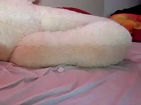 kila lo online show from December 2024 06:06:01 PM