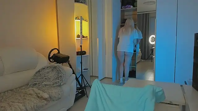 1AlexaGoddess3 online show from March 2025 03:01:01 AM