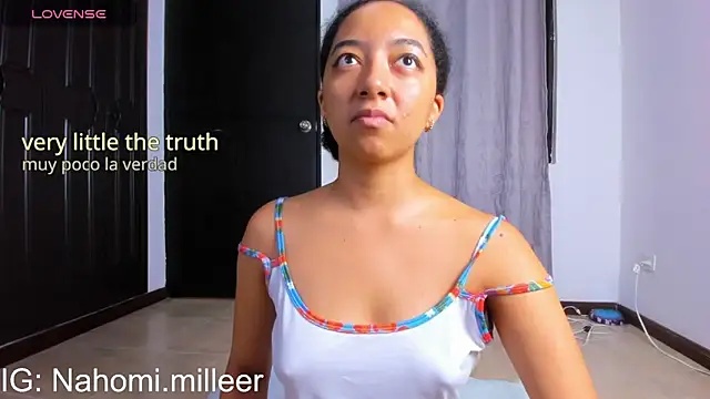 NAHOMI MILLER online show from October 2025 04:15:02 PM