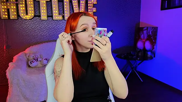 AliceBYKiss online show from January 2025 06:20:02 AM