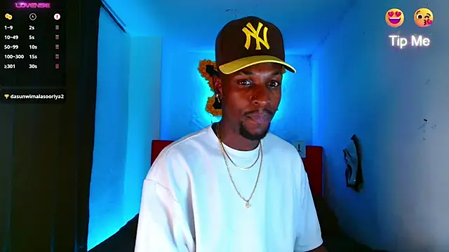 Aroonpapisex online show from February 2026 06:26:01 AM