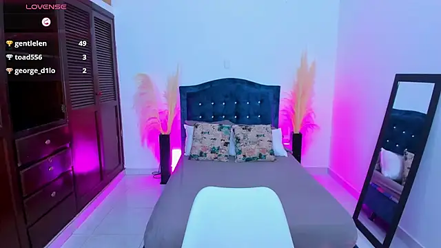 lizi dolly online show from December 2024 02:05:01 AM