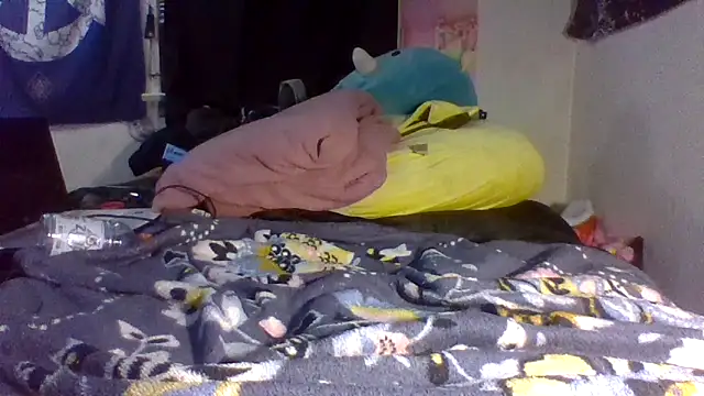 Snapshot of ATwinkie chatting on March 2025 12:18:02 AM ATwinkie online show from March 2025 12:18:02 AM