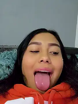 Val clarck online show from December 2024 03:26:01 AM