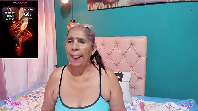 Snapshot of renata_milf_ chatting on May 2026 12:01:01 PM renata milf online show from May 2026 12:01:01 PM