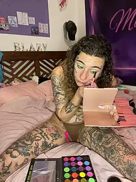 BlazyKitsune- online show from January 2025 02:42:01 PM