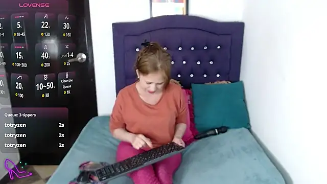 Snapshot of MARYQUANT chatting on January 2025 01:31:01 AM MARYQUANT online show from January 2025 01:31:01 AM