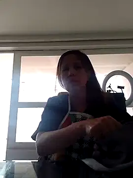 Snapshot of MARYQUANT chatting on September 2025 03:56:02 PM MARYQUANT online show from September 2025 03:56:02 PM